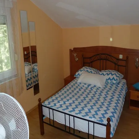 Smokvica Apartment Starigrad Paklenica