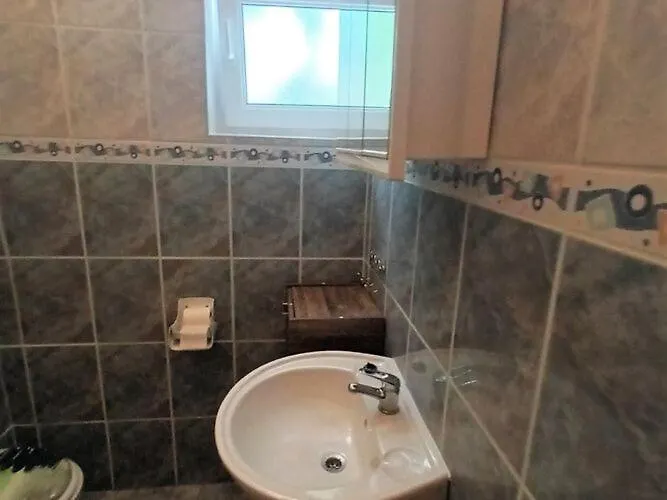 Smokvica Apartment *