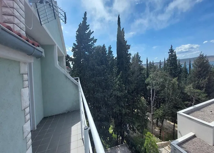 Apartment Smokvica *