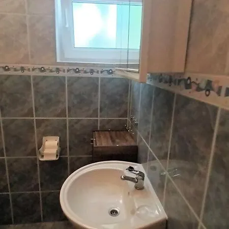 Smokvica Apartment *